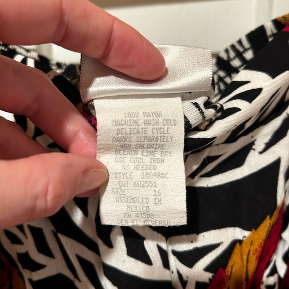 Cute Kathie Lee palazzo shorts, size 16 EUC. - Picture 3 of 8